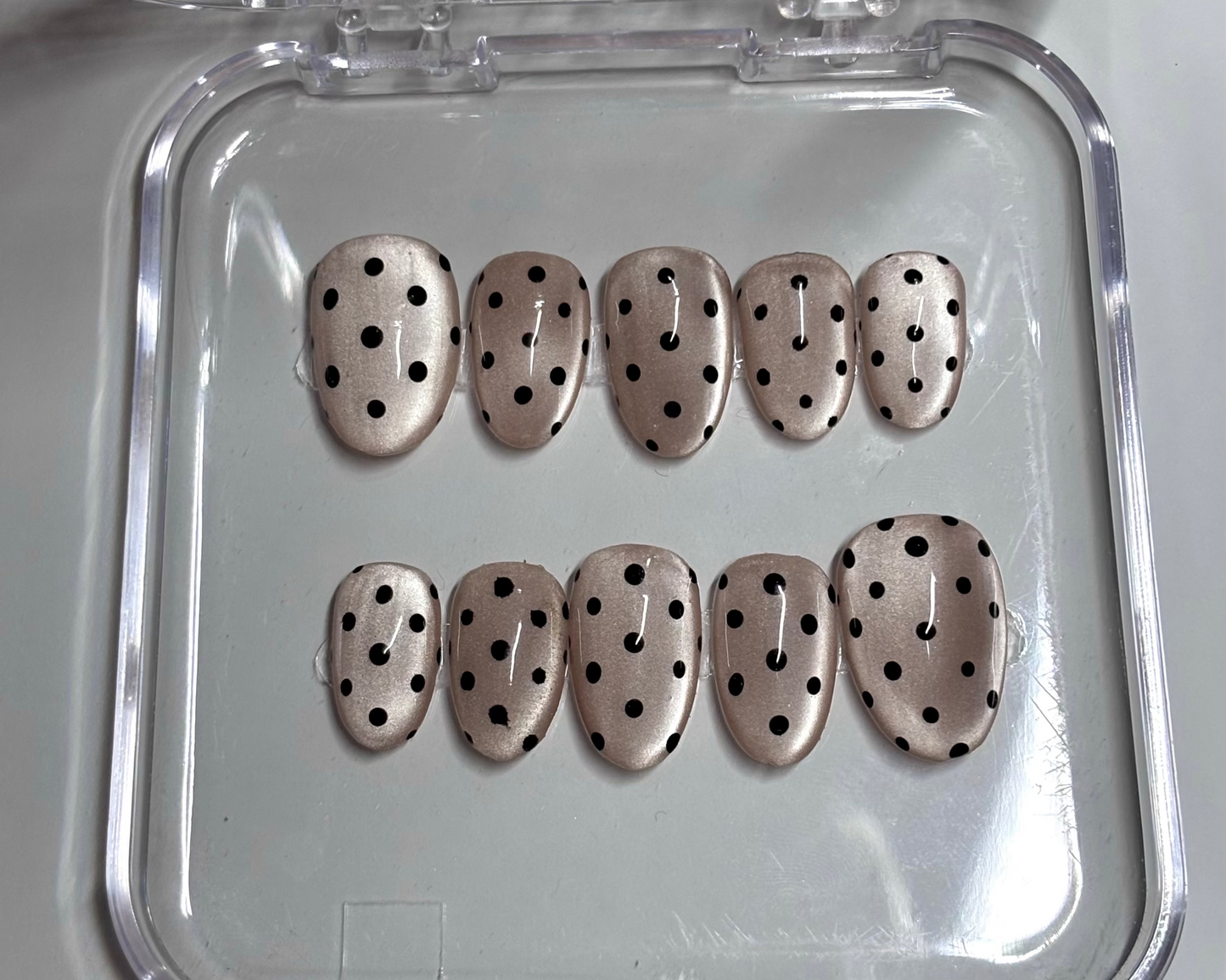 Cateye Polka Dots