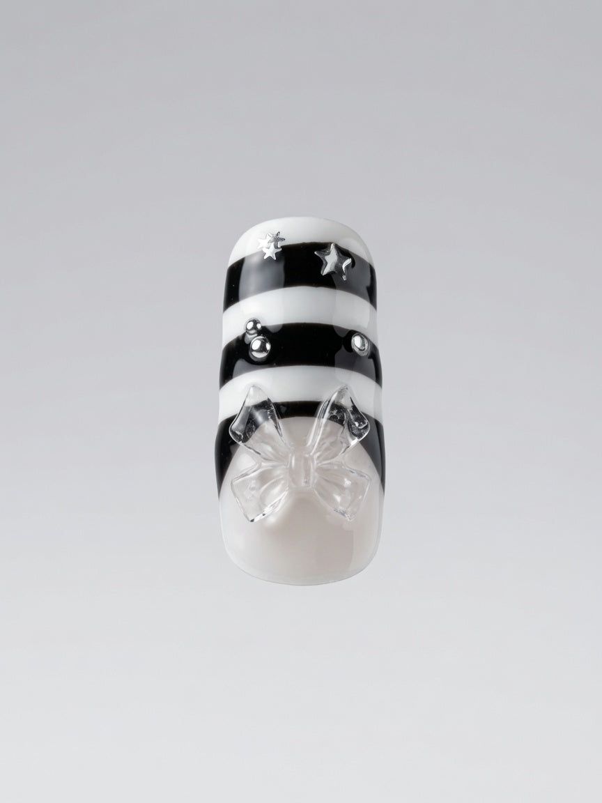 Monochrome Coquette